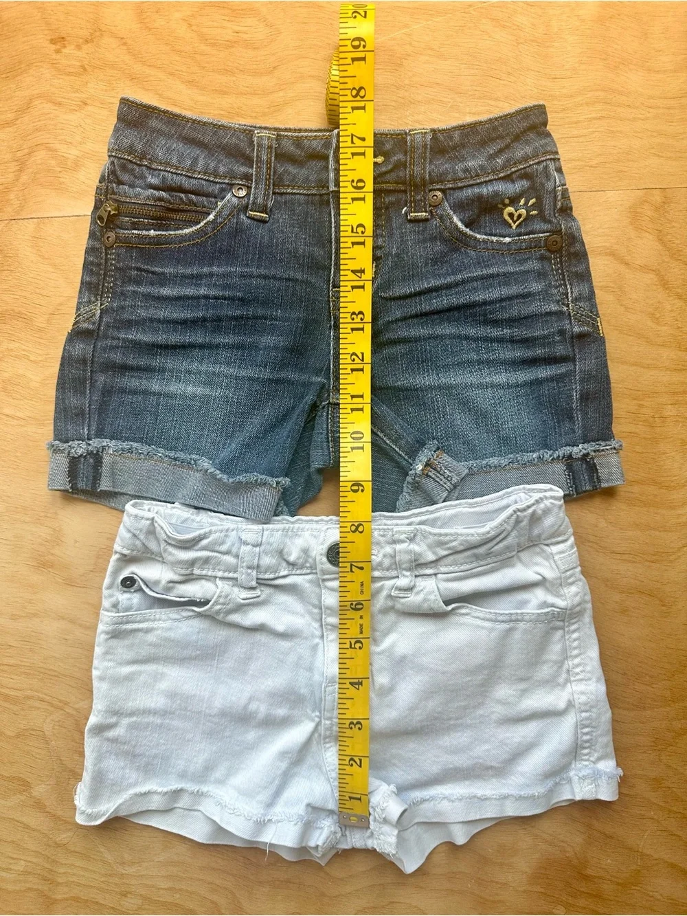 Girls Shorts Bundle 2pc Justice Denim + Cherokee White Shorts Size 6/6X